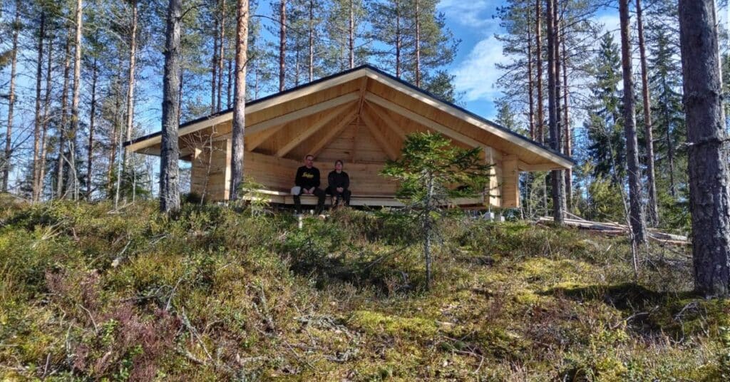 Laavun sijoittamisessa kannattaa miettiä näkymiä ja ilmansuuntia.